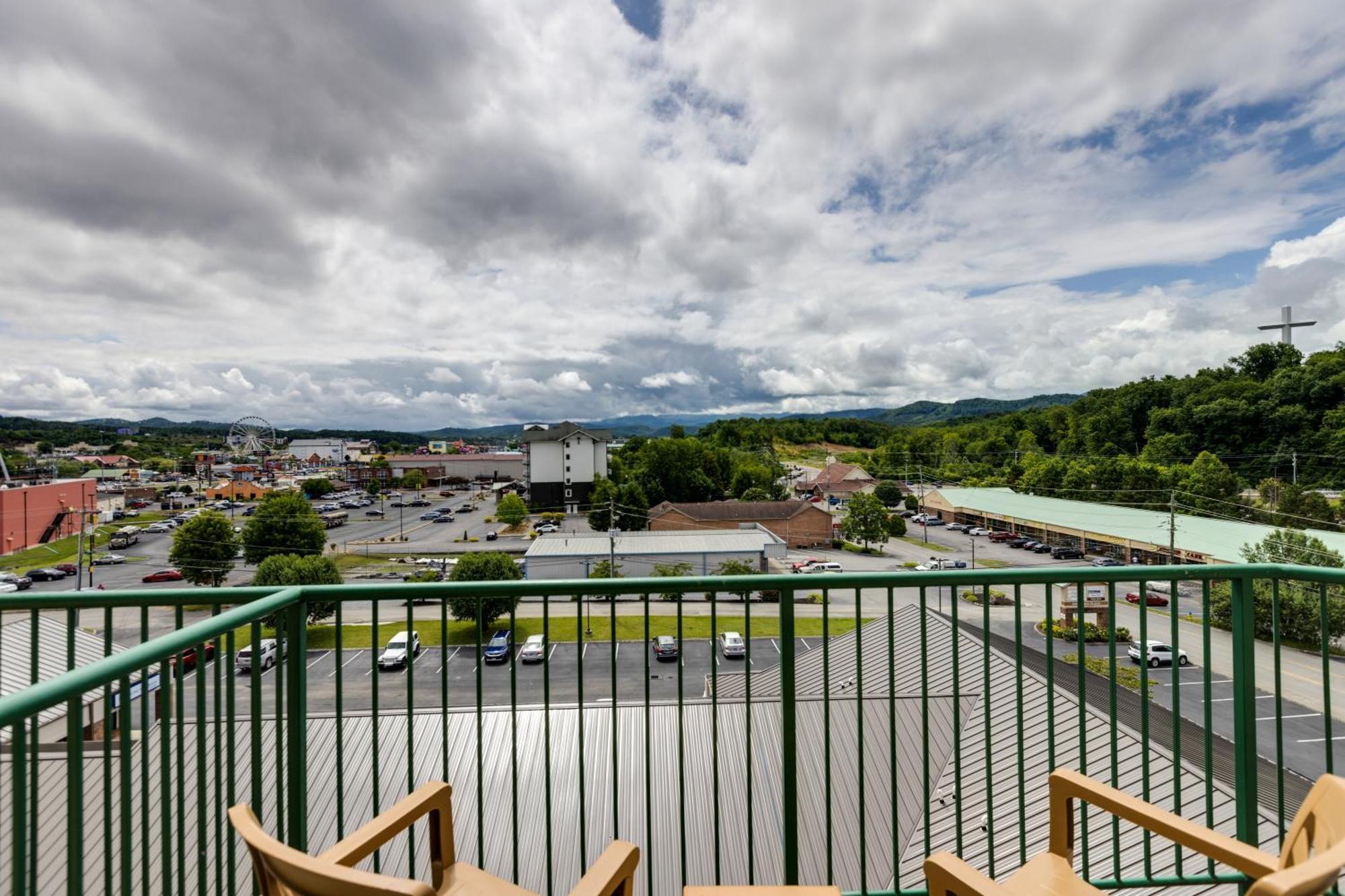 Park Grove Inn Pigeon Forge Extérieur photo